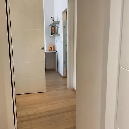 Certaldo Apartment *