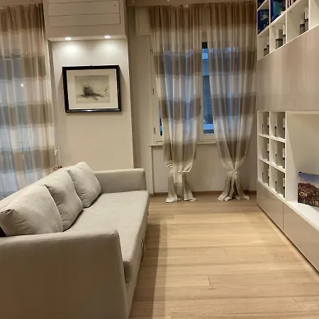 Certaldo Apartment *